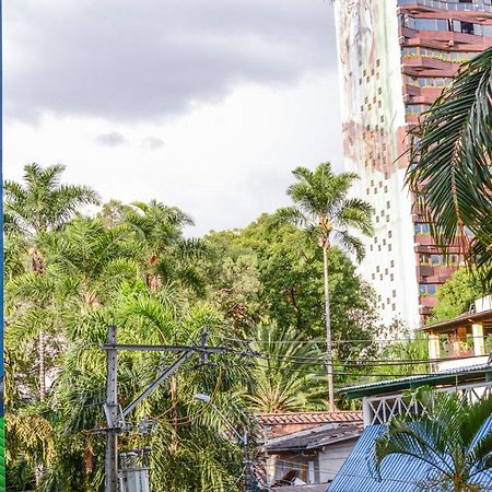 Apartamento Lleras Ac Hot Tub Medellin Bagian luar foto