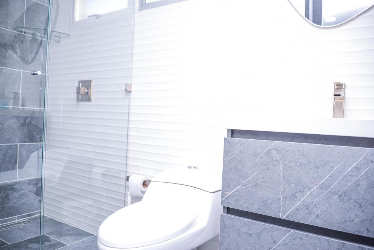 Apartamento Lleras Ac Hot Tub Medellin Bagian luar foto