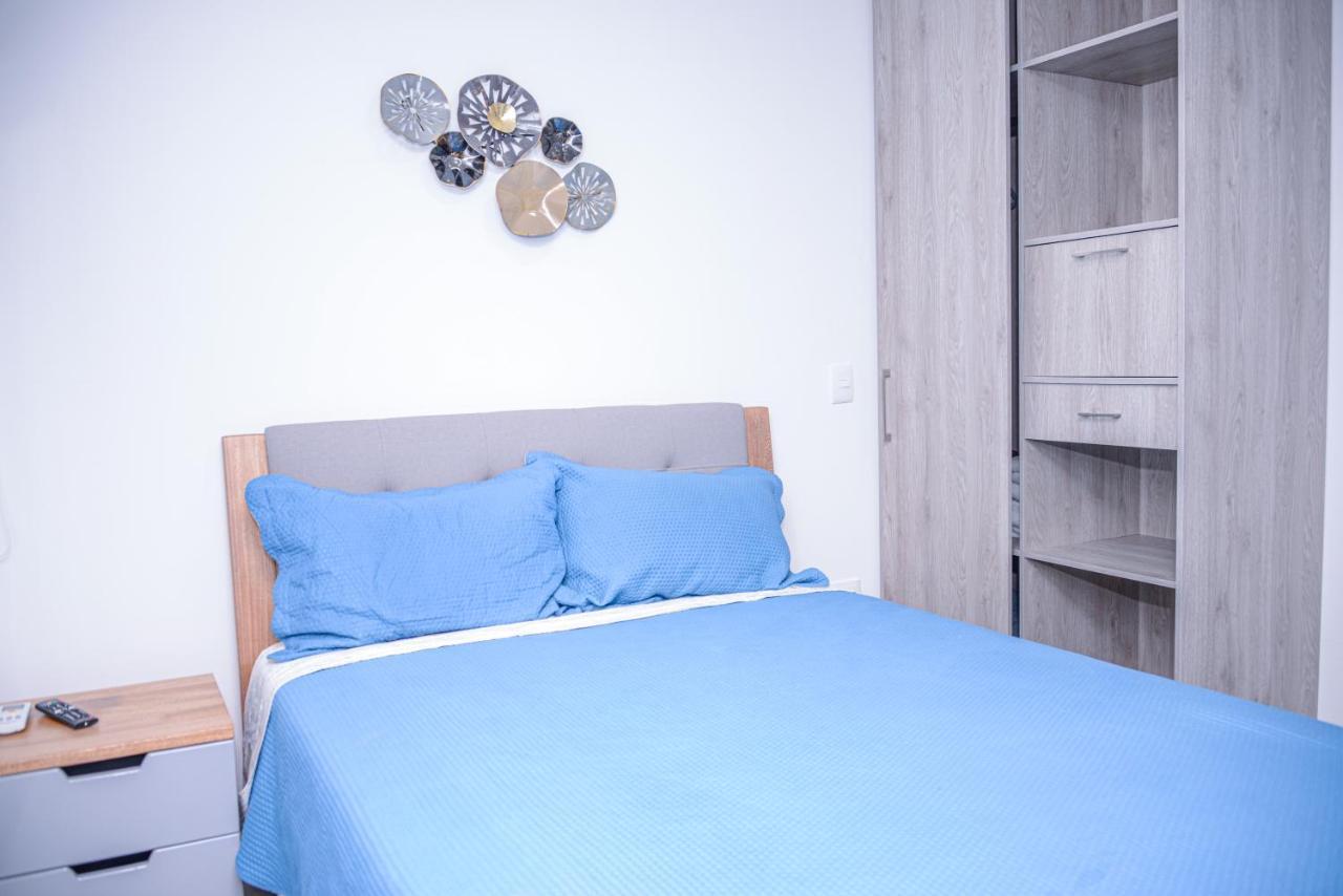 Apartamento Lleras Ac Hot Tub Medellin Bagian luar foto