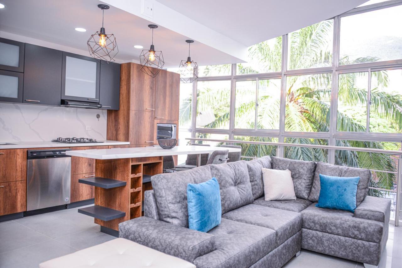 Apartamento Lleras Ac Hot Tub Medellin Bagian luar foto