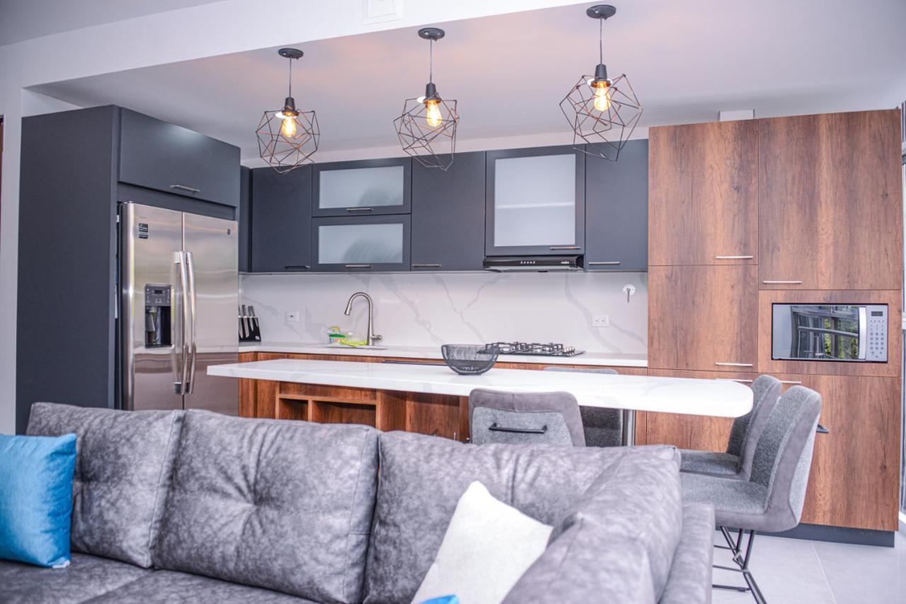 Apartamento Lleras Ac Hot Tub Medellin Bagian luar foto