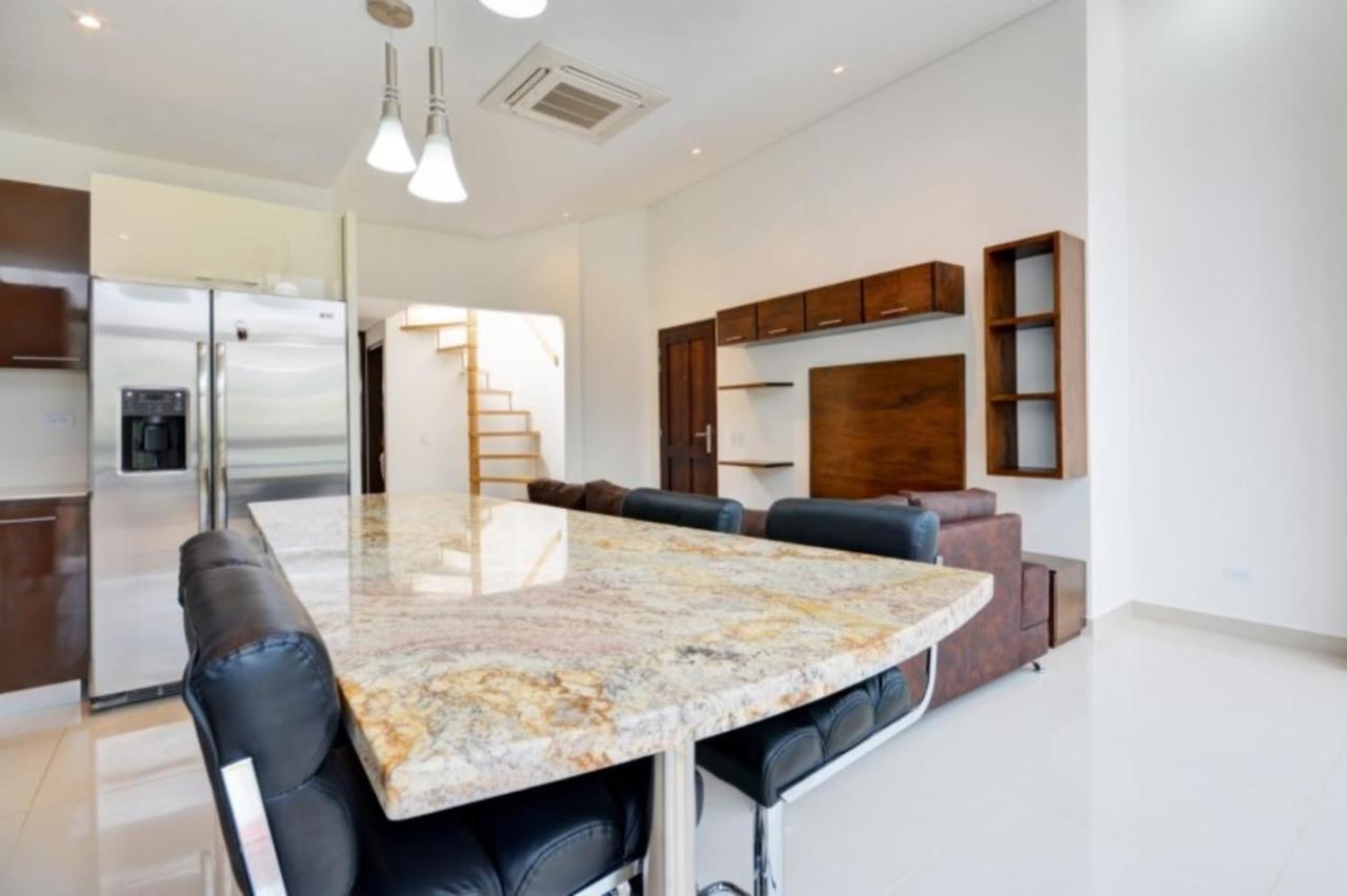 Apartamento Lleras Ac Hot Tub Medellin Bagian luar foto