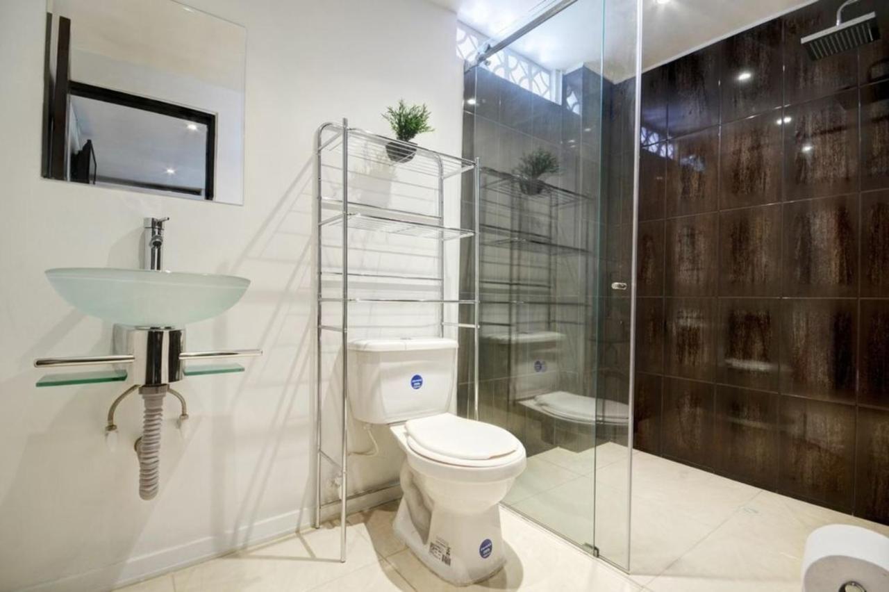 Apartamento Lleras Ac Hot Tub Medellin Bagian luar foto